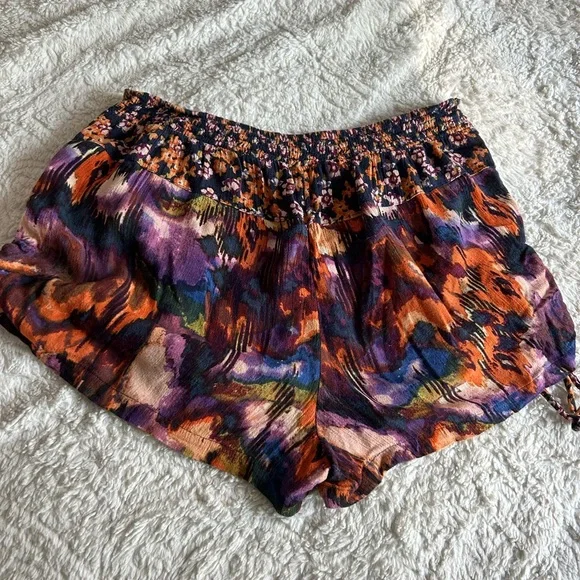 Free People‎ Orange and Purple Cargo Shorts - Picture 7 of 9